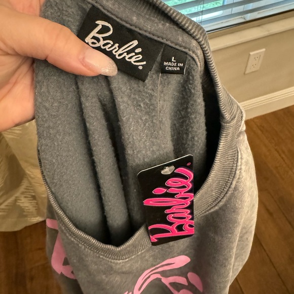 Barbie Sweatshirt - Picture 5 of 5